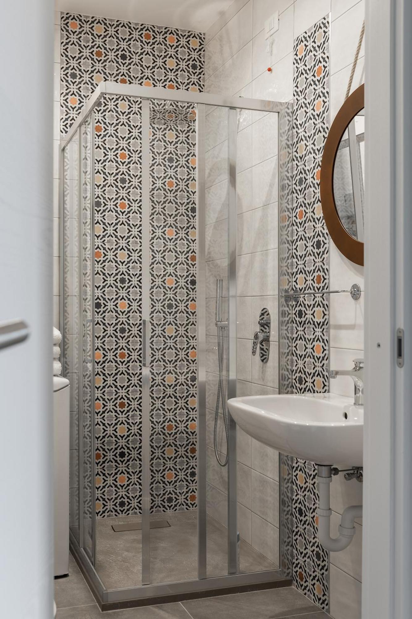 Como Bellevue Borghi المظهر الخارجي الصورة